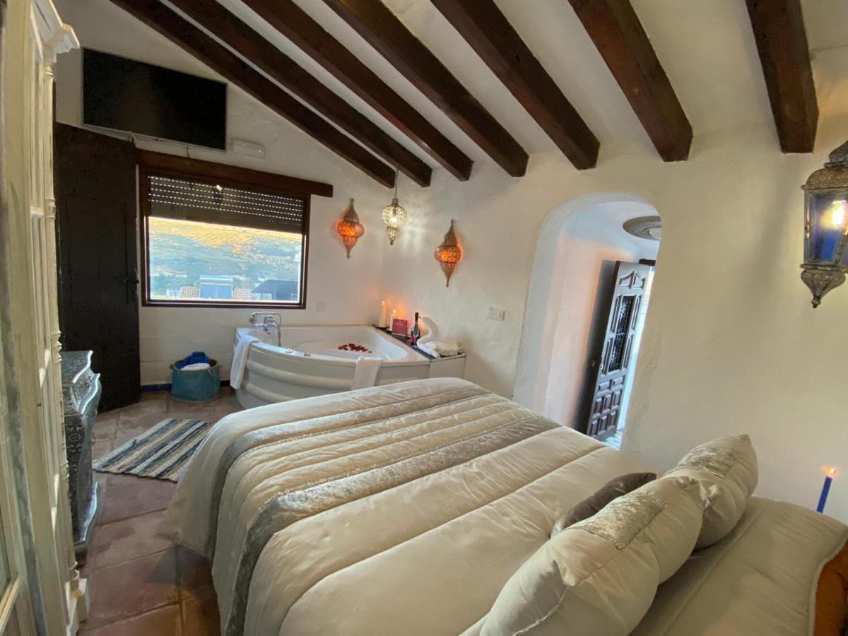 Setenil De Las Bodegas El Escondite De Martina, Aticos Romanticos מראה חיצוני תמונה