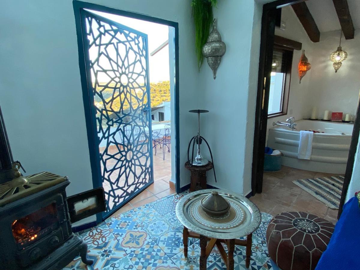 Setenil De Las Bodegas El Escondite De Martina, Aticos Romanticos מראה חיצוני תמונה