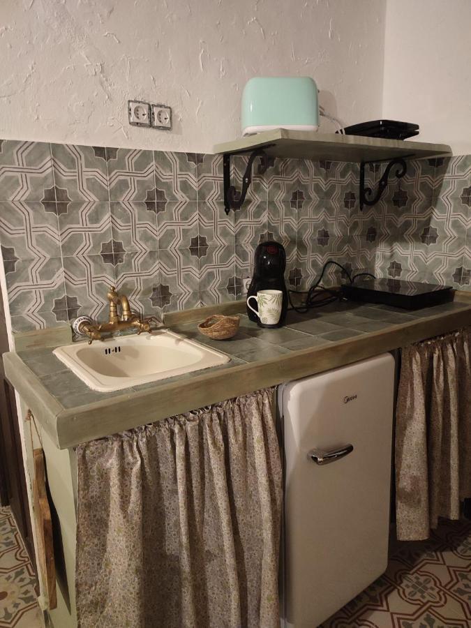 Setenil De Las Bodegas El Escondite De Martina, Aticos Romanticos מראה חיצוני תמונה