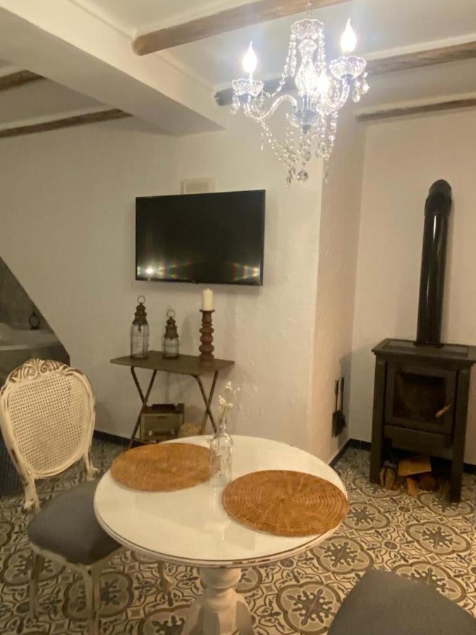 Setenil De Las Bodegas El Escondite De Martina, Aticos Romanticos מראה חיצוני תמונה